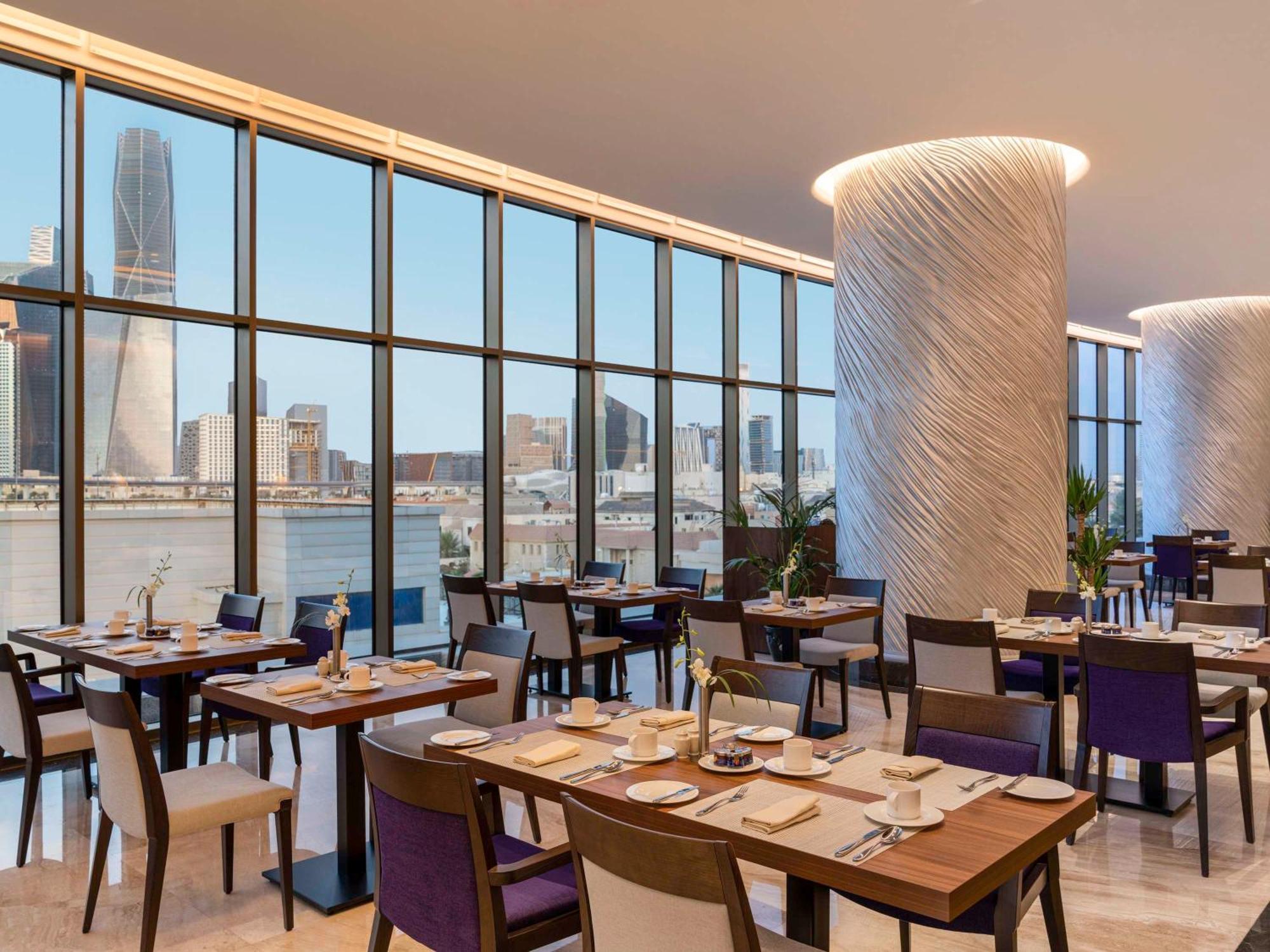 Movenpick And Residences Hotel Riyadh