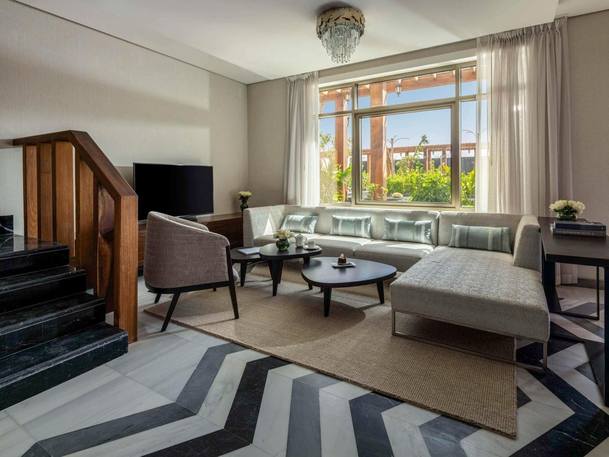 Hotel Movenpick And Residences
